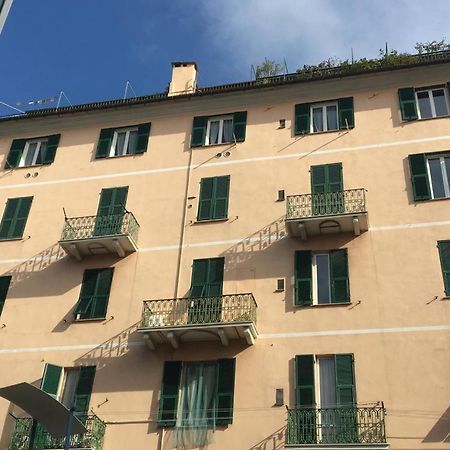 Zero 19 La Banchina Apartment Савона Екстериор снимка